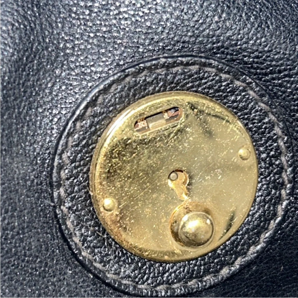 Black Gucci Leather Men's Duffel Bag - Picture 6 of 14